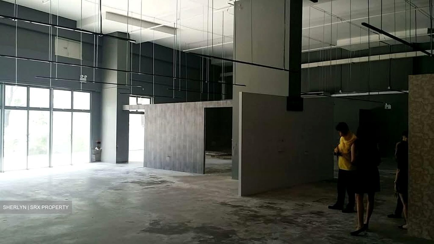 Bukit Batok Connection (D23), Factory #575770461